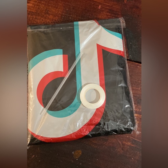 Tik tok 10th birthday balloons - Picture 1 of 6